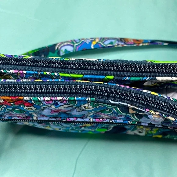 Disney x Pixar x Vera Bradley Toy Story Print 3-Compartment Crossbody Bag - Picture 3 of 4